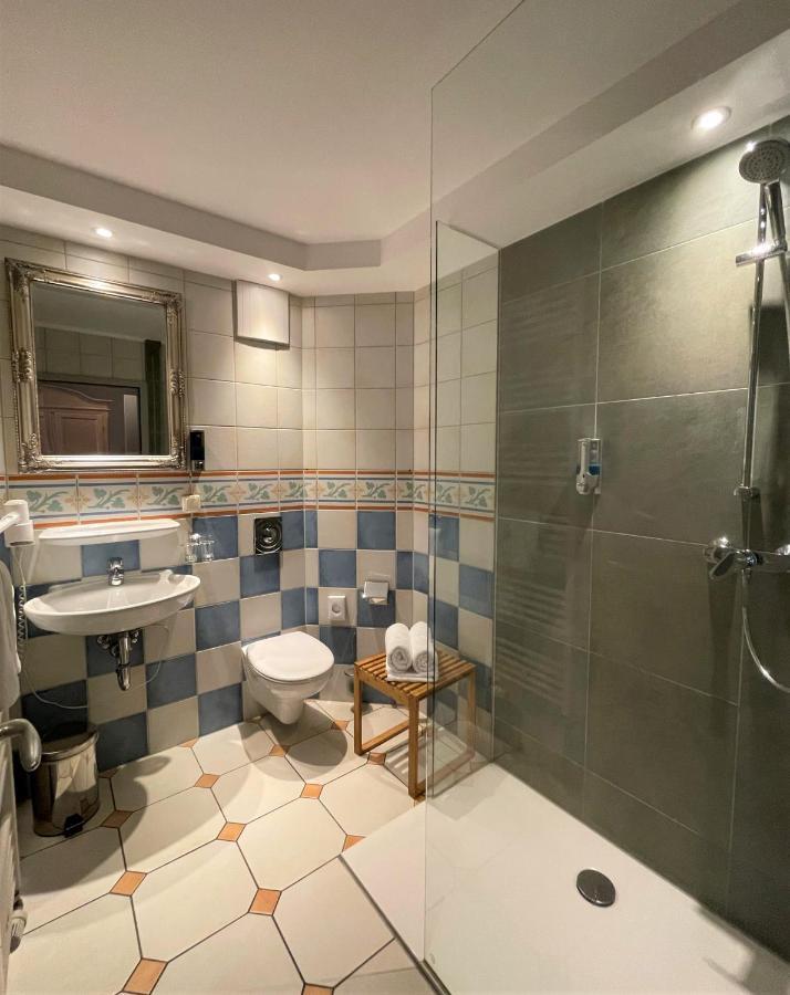 Hotel Wasserschloss Mellenthin Bagian luar foto