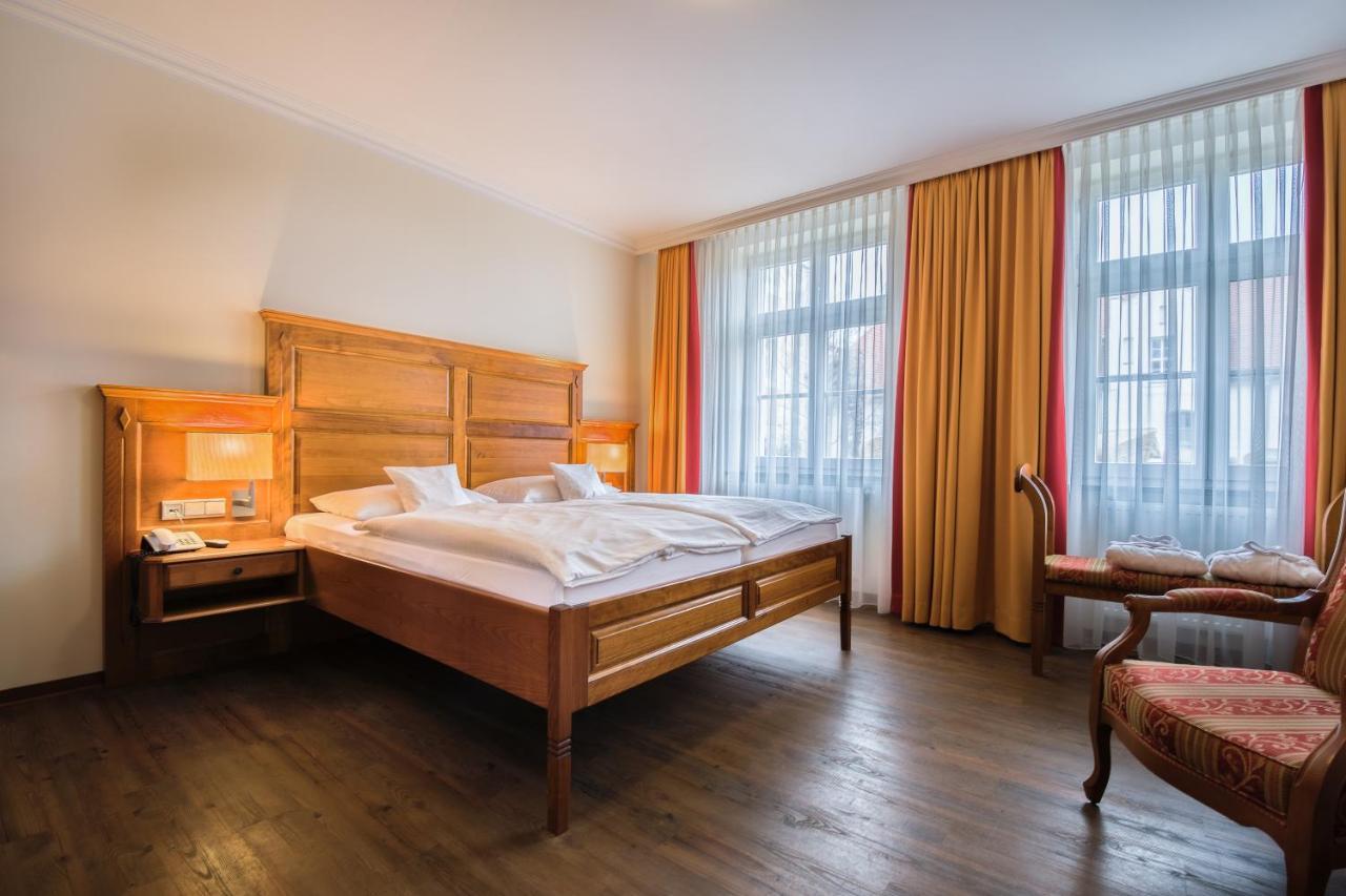 Hotel Wasserschloss Mellenthin Bagian luar foto