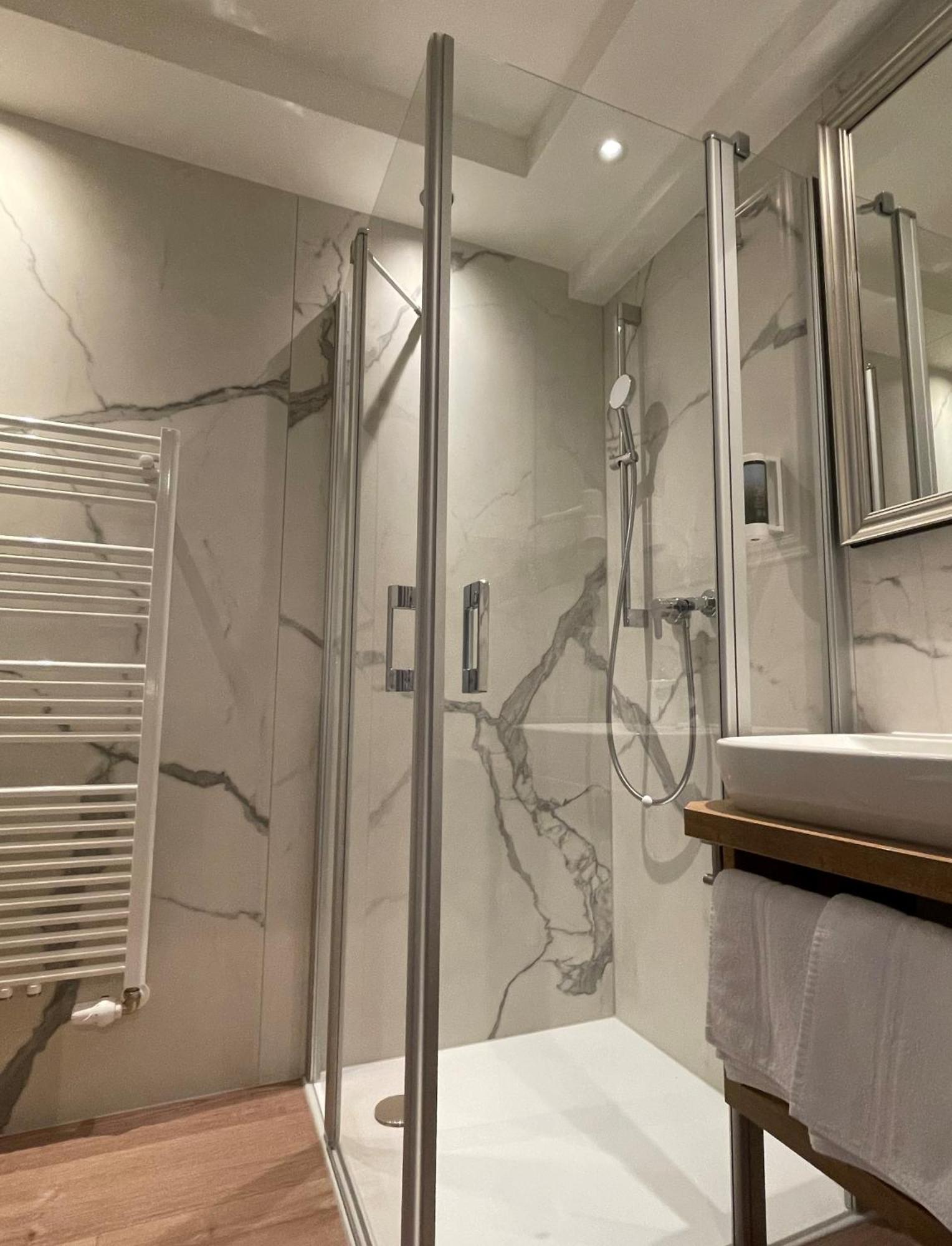 Hotel Wasserschloss Mellenthin Bagian luar foto