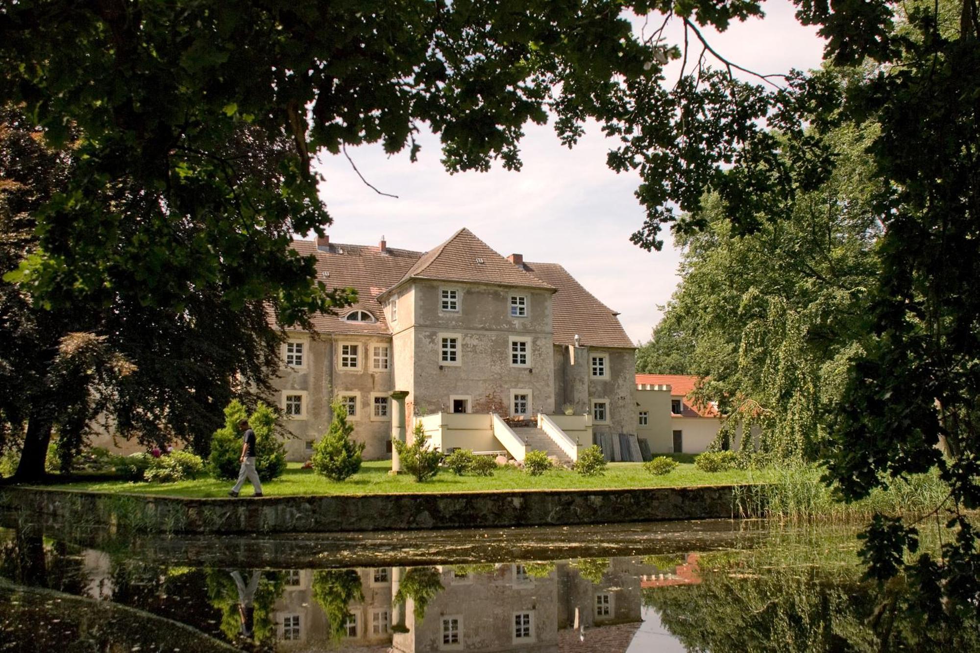 Hotel Wasserschloss Mellenthin Bagian luar foto